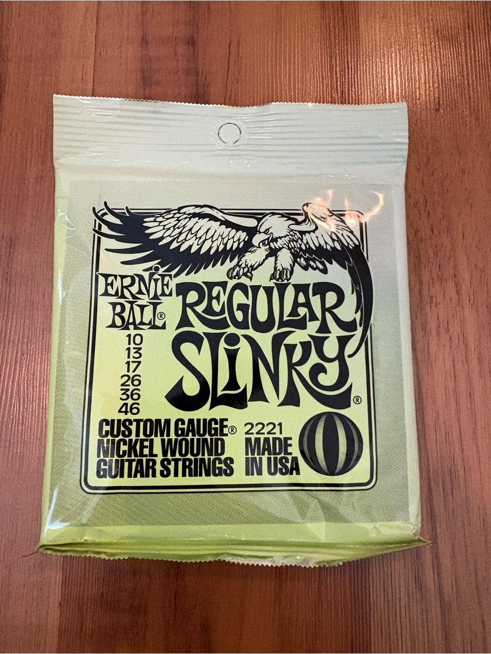 Ernie Ball Regular Slinky Guitar Strings